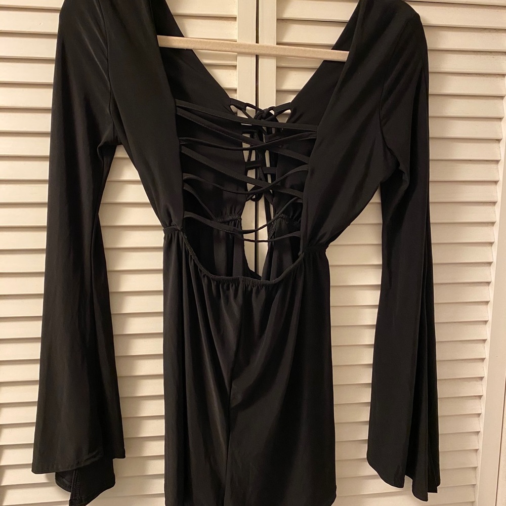 🔥Bohoo stylish romper.🔥🔥🔥🔥 - Picture 6 of 8